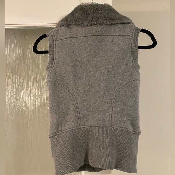 Armani Exchange Reversible Sweater Vest, Faux Fur Grey Knit, Size XS - Picture 6 of 10